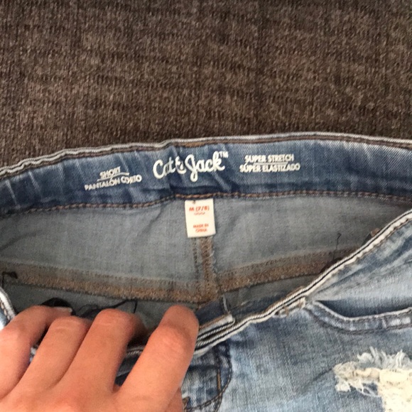 Cat&Jack-Super Stretch Denim Short w/Embellishment - Picture 5 of 5